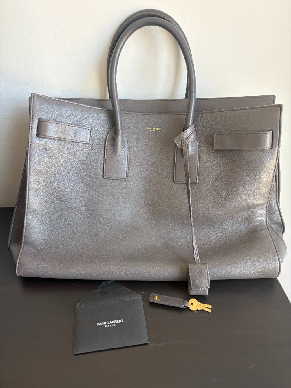 Saint Laurent Sac De Jour in smooth leather – large gray